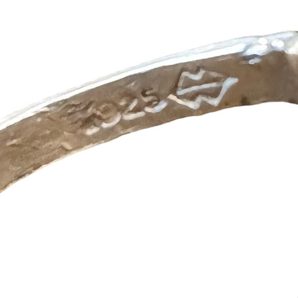 Sterling Silver Diamond Cut Filigree Ring (7.5) - Picture 10 of 10